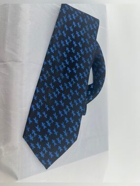 Charvet Place Vendome black and blue Men Blue Silk Jacquard tie